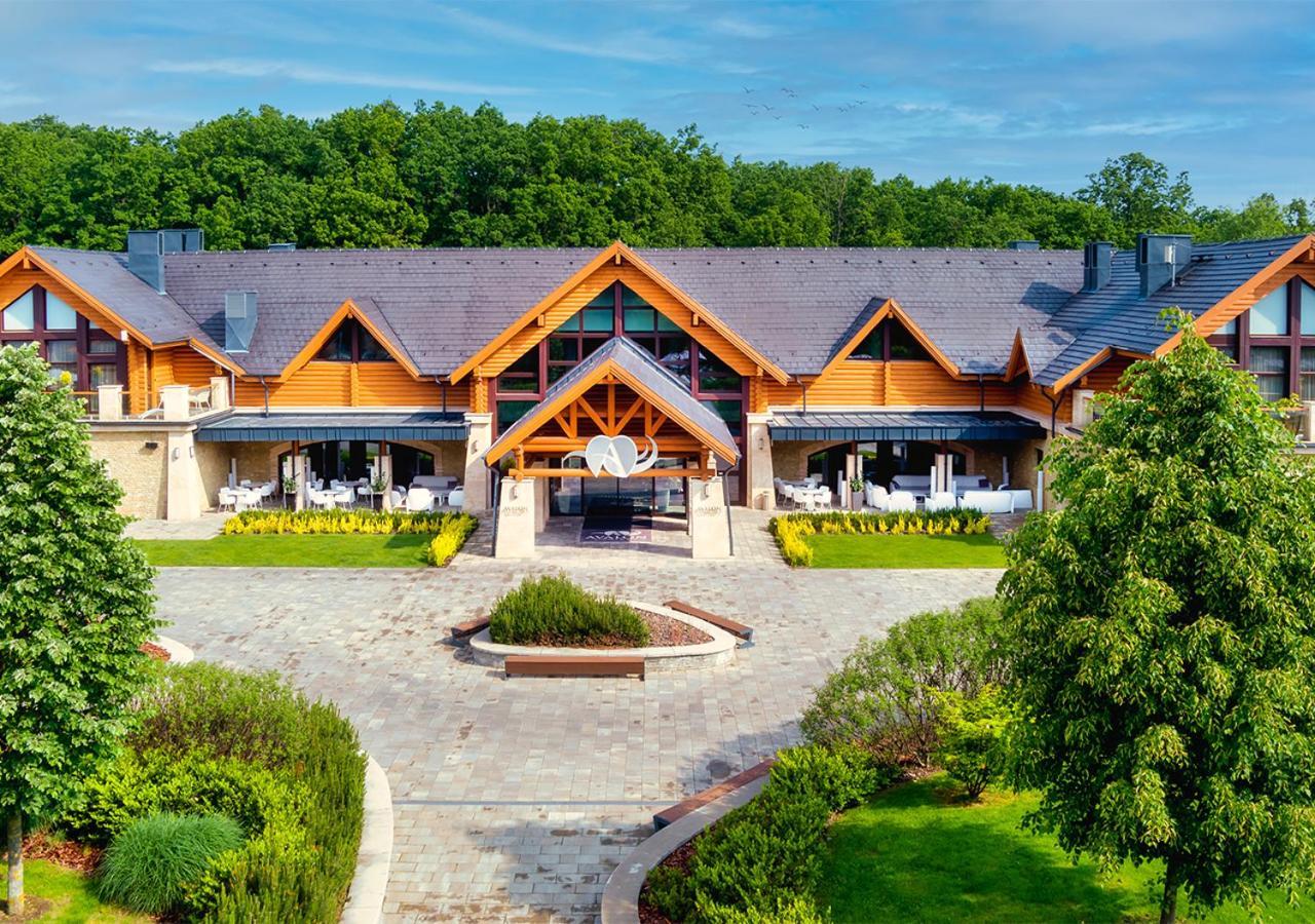 Avalon Resort & Spa Мисколк Екстериор снимка