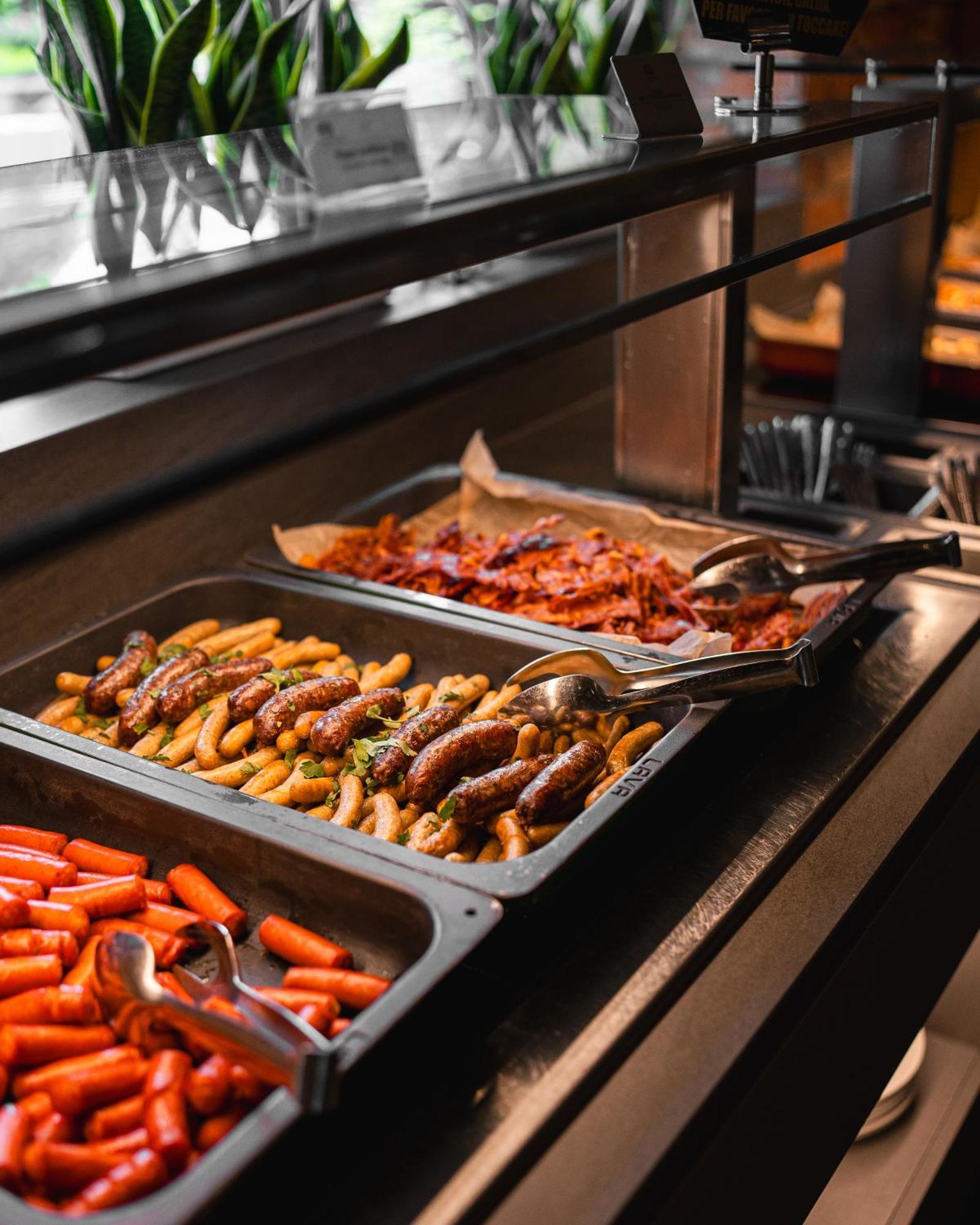 Avalon Resort & Spa Мисколк Екстериор снимка